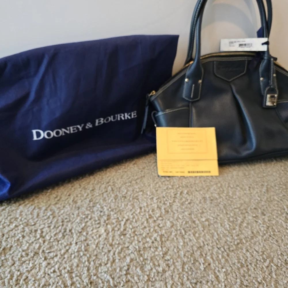 Dooney & Bourke Odine in Marine Bag/purse On Major Sale!🔥 - Picture 2 of 16